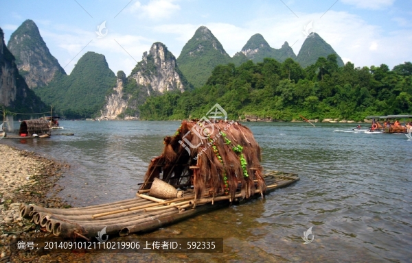 小船