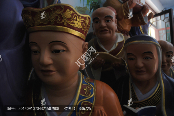 掛甲禪寺五百羅漢堂群雕