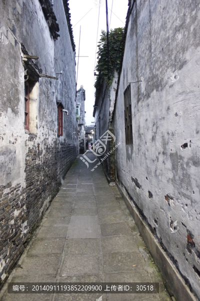 暮色中的古鎮(zhèn)胡同