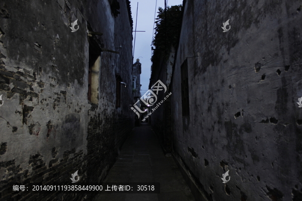 古鎮(zhèn)深巷