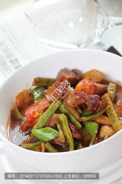 土豆豆角燉肉