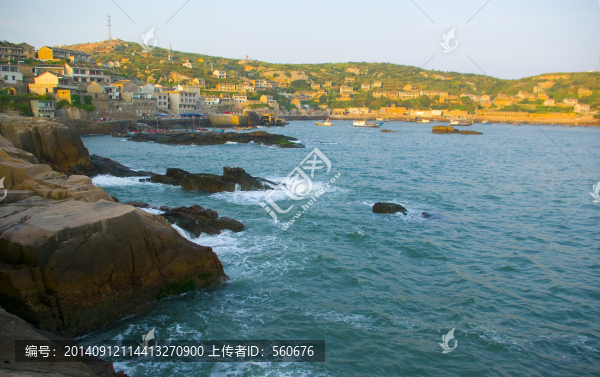 東極島,港灣