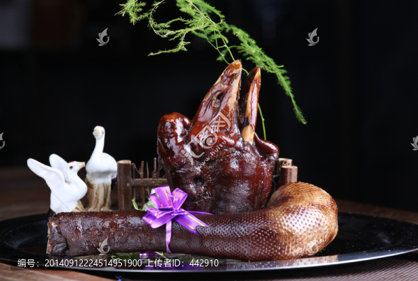 鹵水老鵝頭