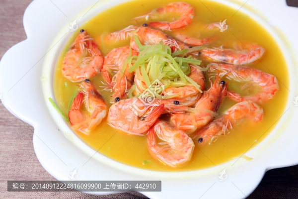 酸湯蘿卜絲煮竹節(jié)蝦