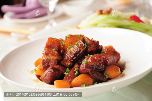 板栗燜香肉