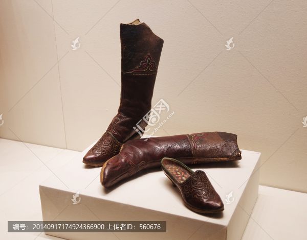 皮靴,皮鞋