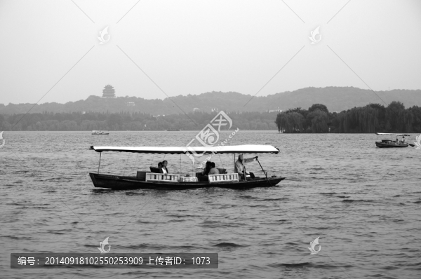 杭州西湖游船