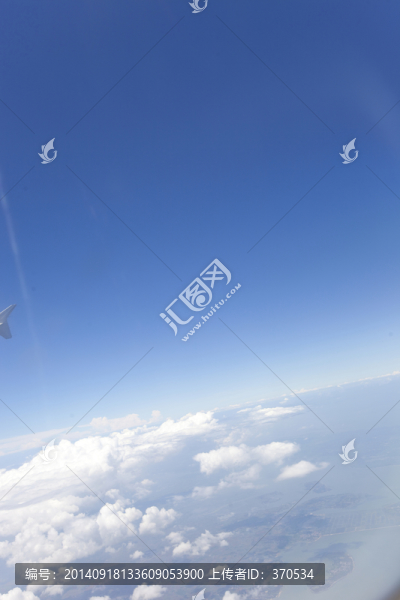 航拍,飛機(jī),機(jī)翼,?？?藍(lán)天