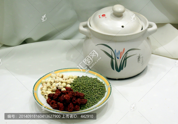 蓮子紅棗煲綠豆