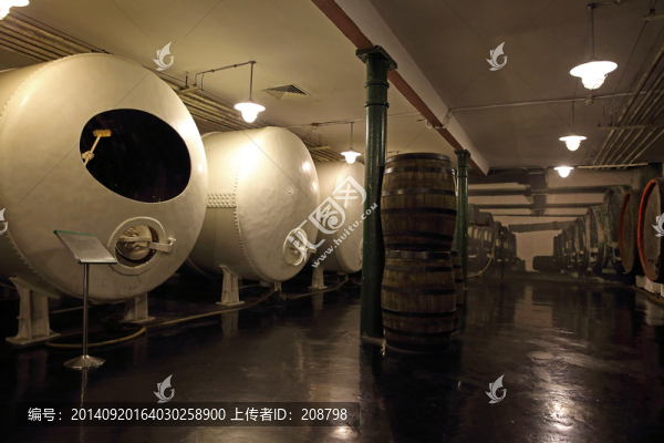 貯酒桶