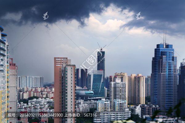 深圳的天空（大雨將至）