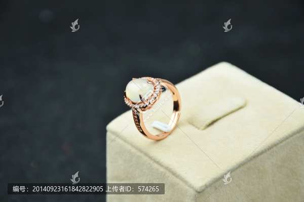 白玉髓戒指