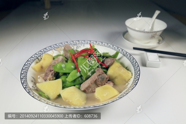 土豆燉排骨