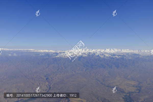 天山
