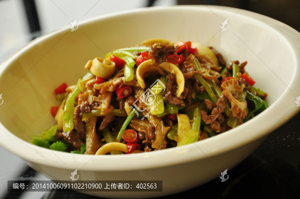 芹菜炒喉結(jié)