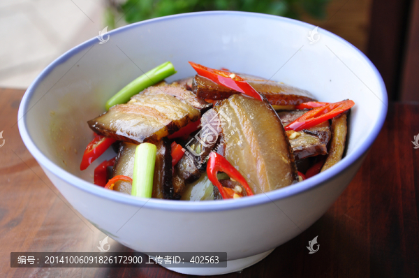 鄉(xiāng)里扣肉