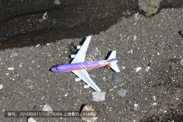海灘上的飛機(jī)模型
