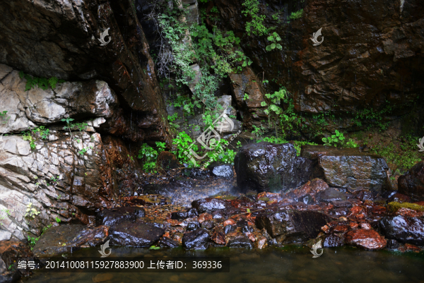 神泉峽風(fēng)景區(qū)水簾