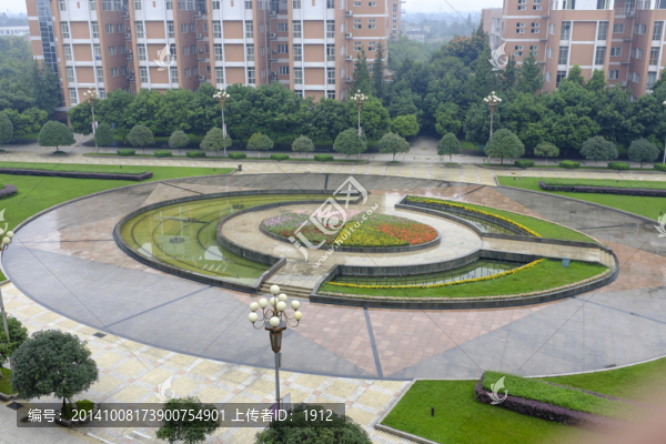 大學(xué)校園