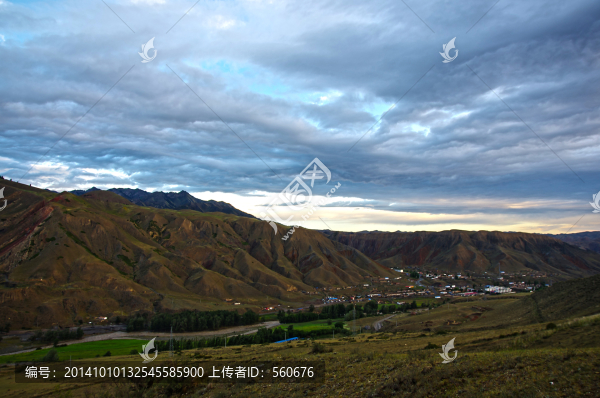 天山