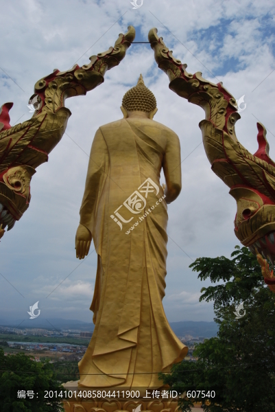 佛像背后