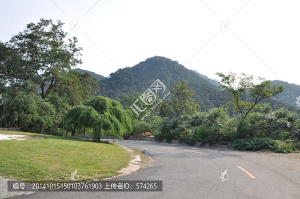 遠(yuǎn)山,道路
