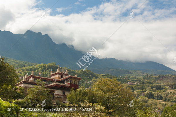 高原下的甲居藏鄉(xiāng)