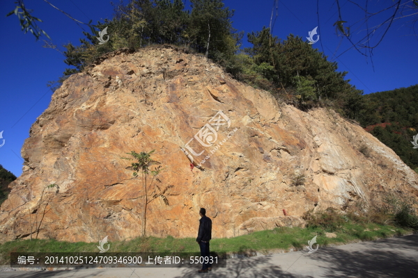 褶皺地質(zhì)構(gòu)造