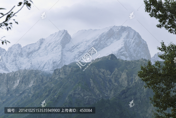 天山