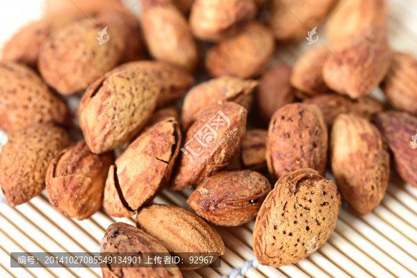 新疆扁桃仁