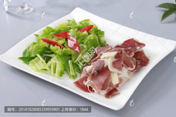 土辣椒炒火腿