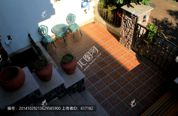 院子,陽(yáng)光