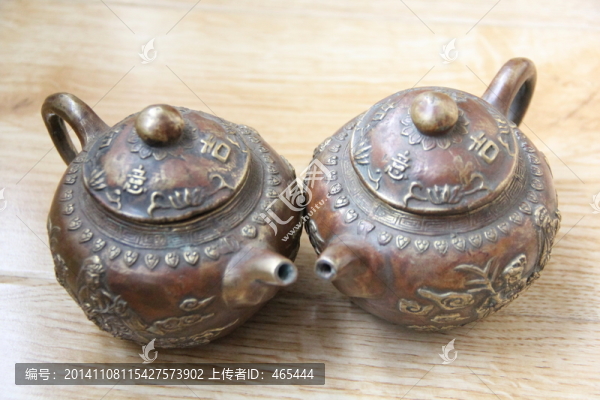銅壺