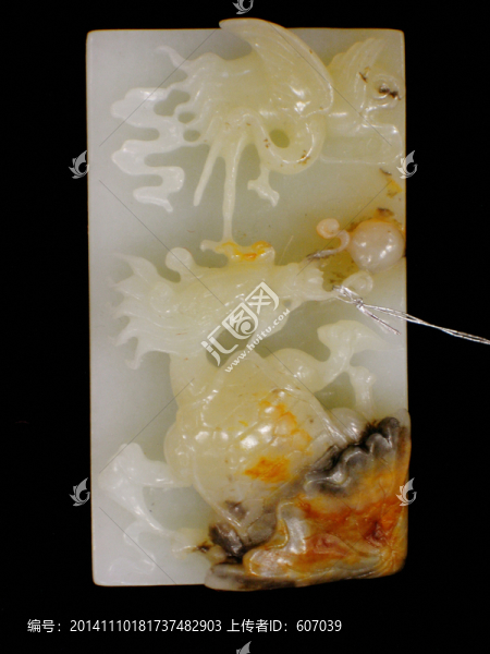 翡翠仙鶴戲壽龜