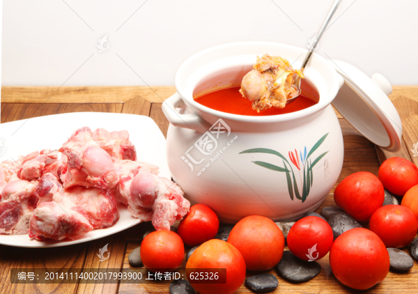 西紅柿筒骨湯,番茄筒骨湯
