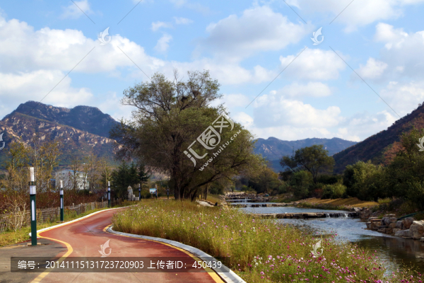 河畔