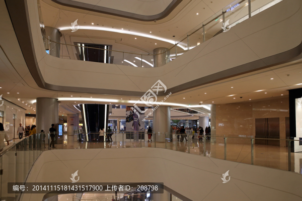 商場內(nèi)景