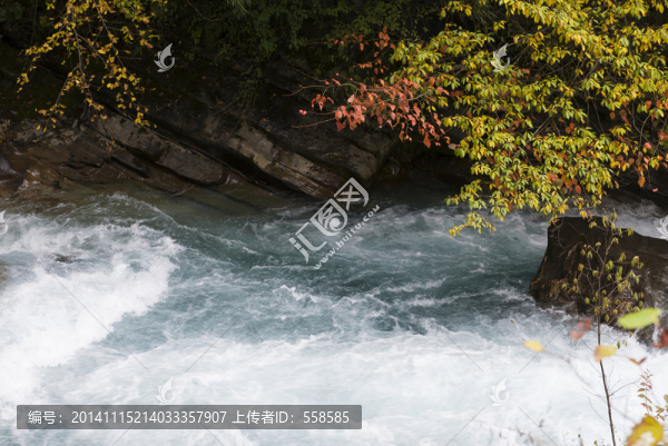 虎牙大峽谷,流水