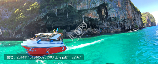 沙灘游艇