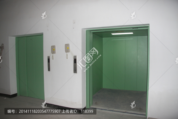 廠房貨運(yùn)電梯