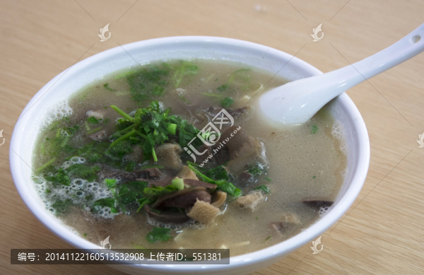 羊雜湯