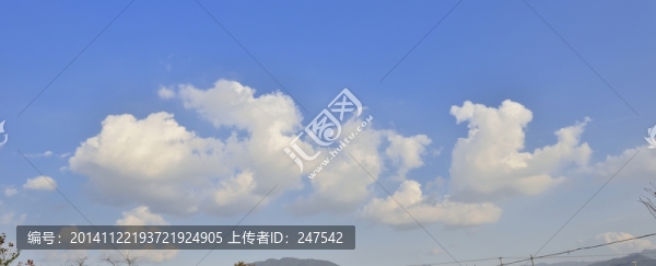 藍(lán)天白云