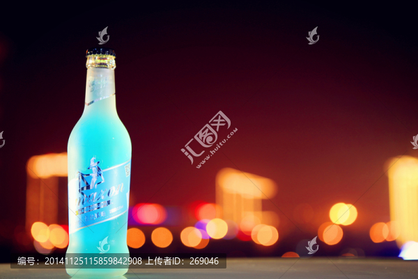藍(lán)色酒瓶