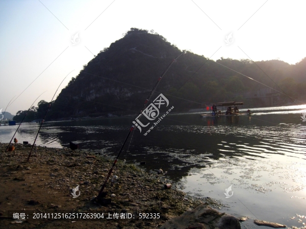 疊彩山