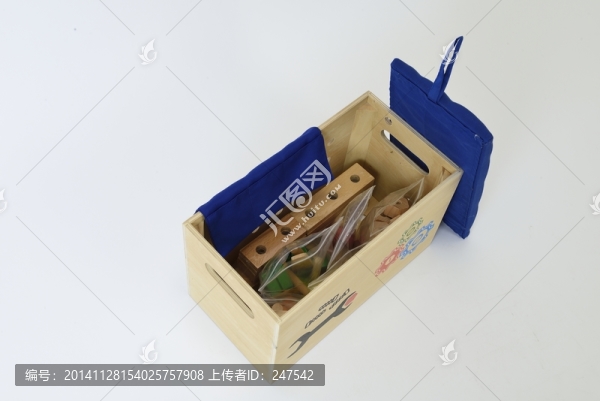一套進口木制玩具