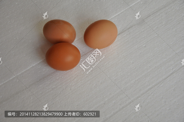 三個(gè)雞蛋