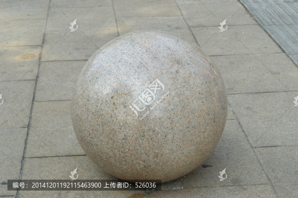路障石球