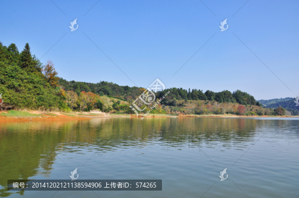青山,綠樹,碧水,藍(lán)天