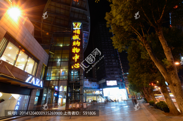 昆明街頭夜景