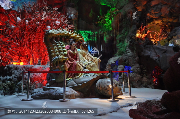 龍宮內(nèi)部龍王龍母